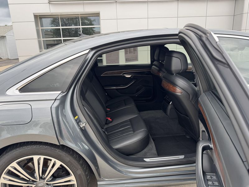 Used 2019 Audi A8 L Image 11