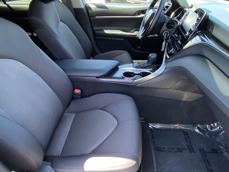 Used 2024 Toyota Camry LEImage 10