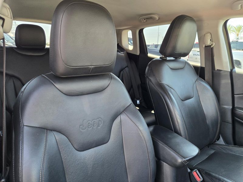 Used 2018 Jeep Compass Limited FWD