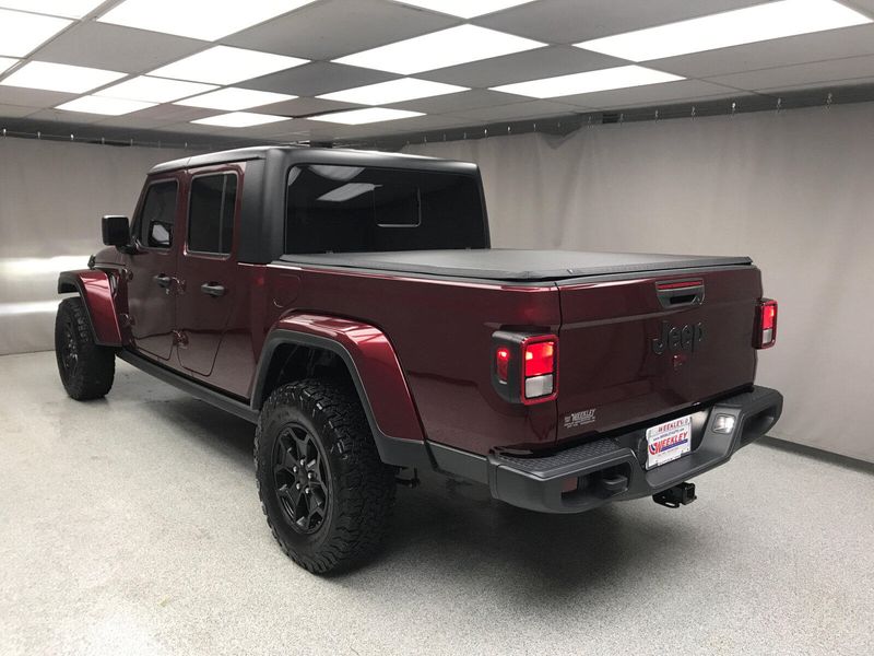 2022 Jeep Gladiator Willys photo 15