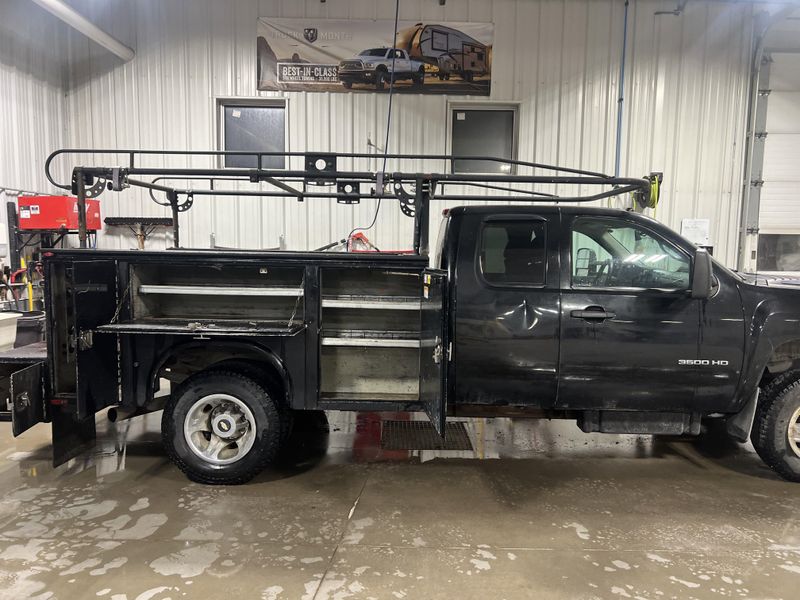 Used 2013 Chevrolet Silverado 3500HD LTImage 2