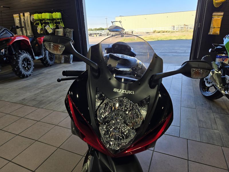 NEW 2026 SUZUKI GSXR600 Image 9