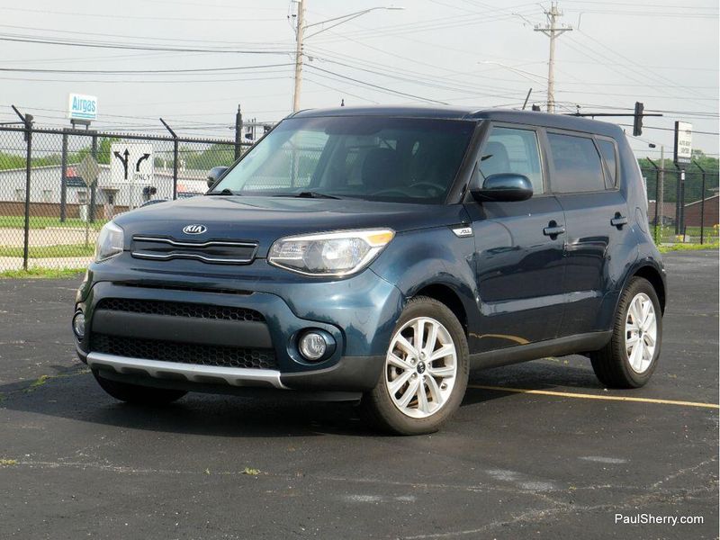 2017 Kia Soul +Image 6