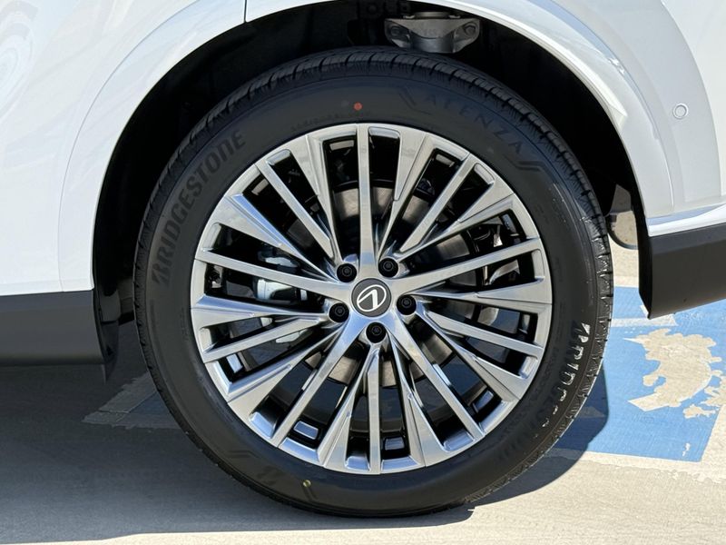New 2026 Lexus RX 450h+ LuxuryImage 15