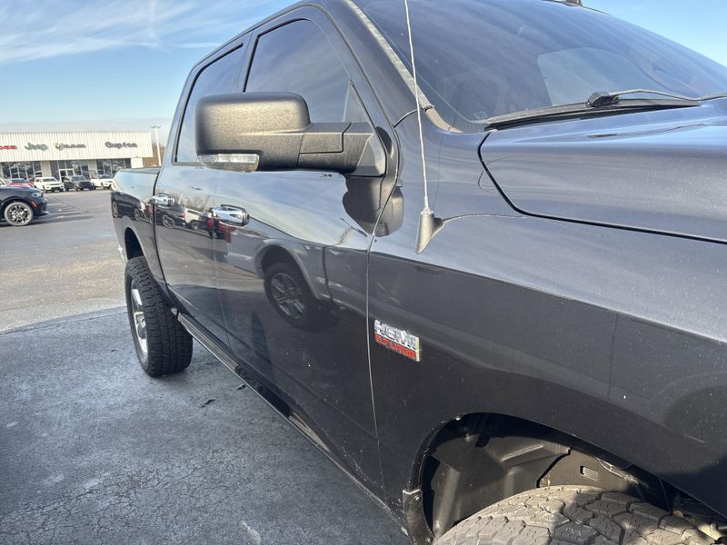 2017 Ram 1500 Big Horn photo 4