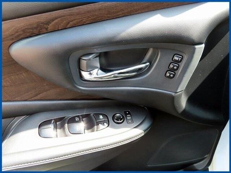 2019 Nissan Murano PlatinumImage 12