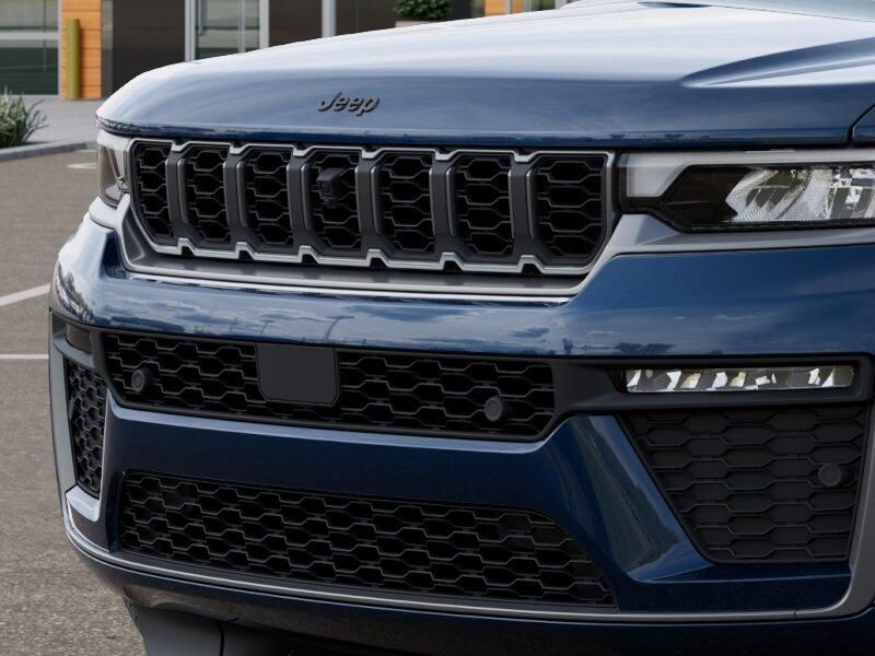 New 2026 Jeep Grand Cherokee L Limited Reserve 4x4Image 37