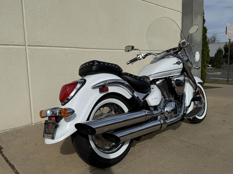 2025 Suzuki BOULEVARD C50T SPECIALImage 3