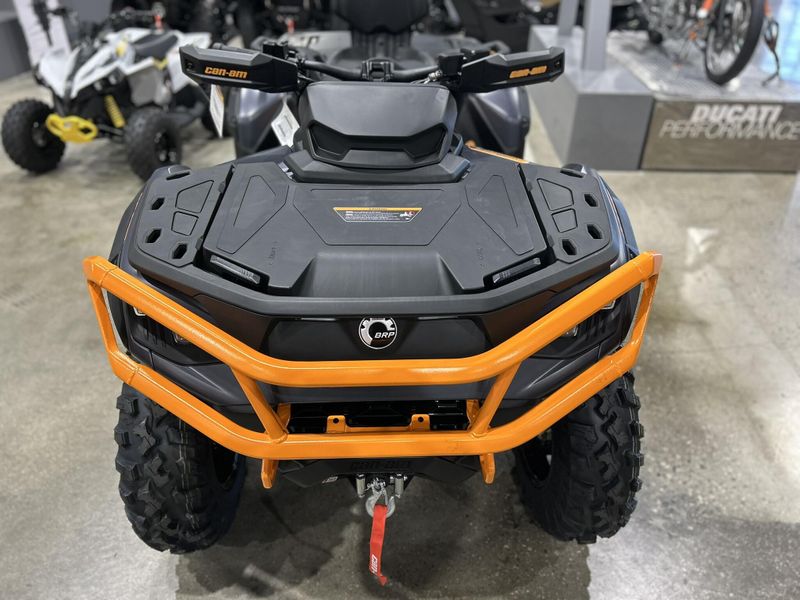 New 2025 Can-Am OUTLANDER MAX XT-P 1000R Image 10