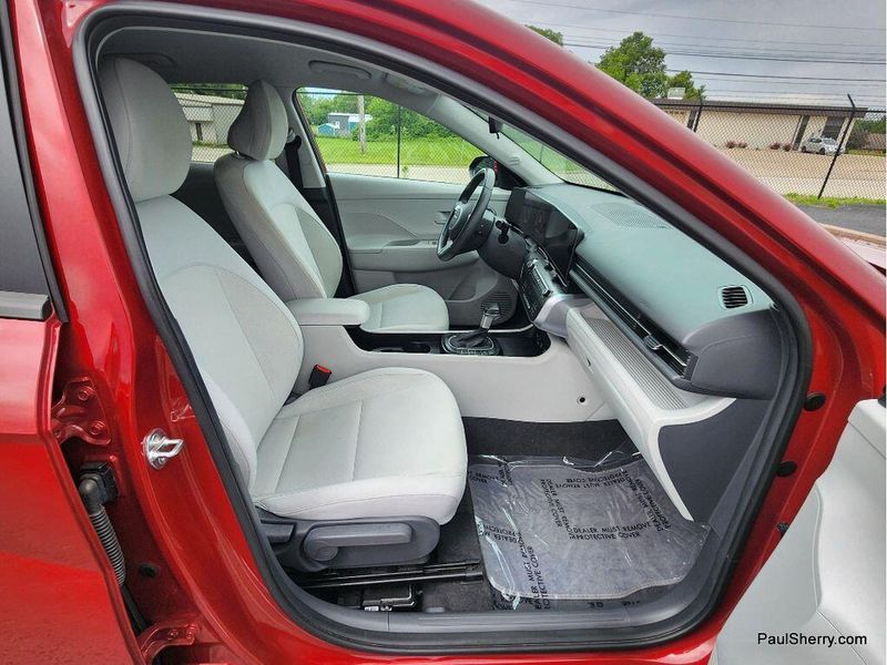 Used 2024 Hyundai Kona SEL