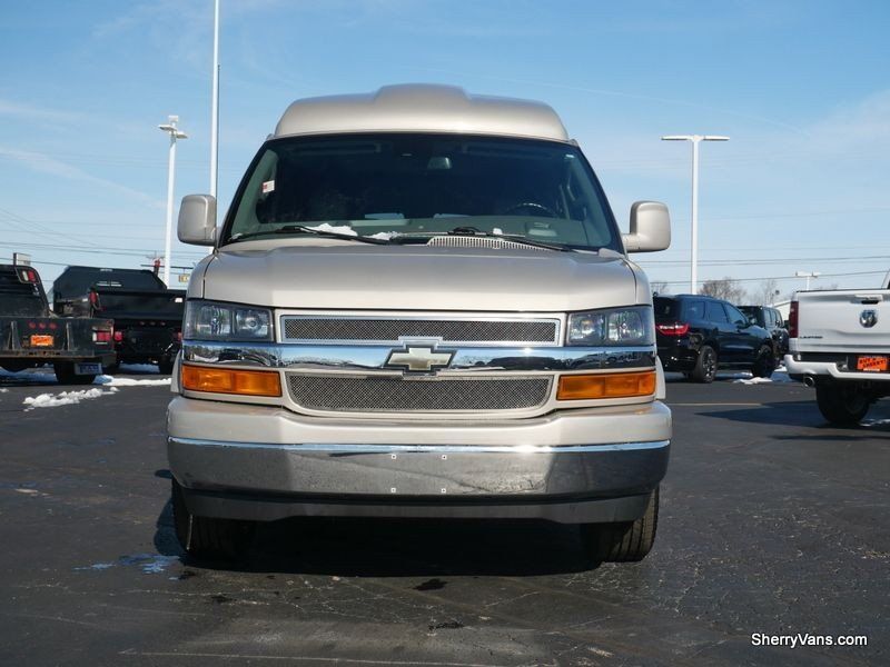 2019 Chevrolet Express 2500 Image 16