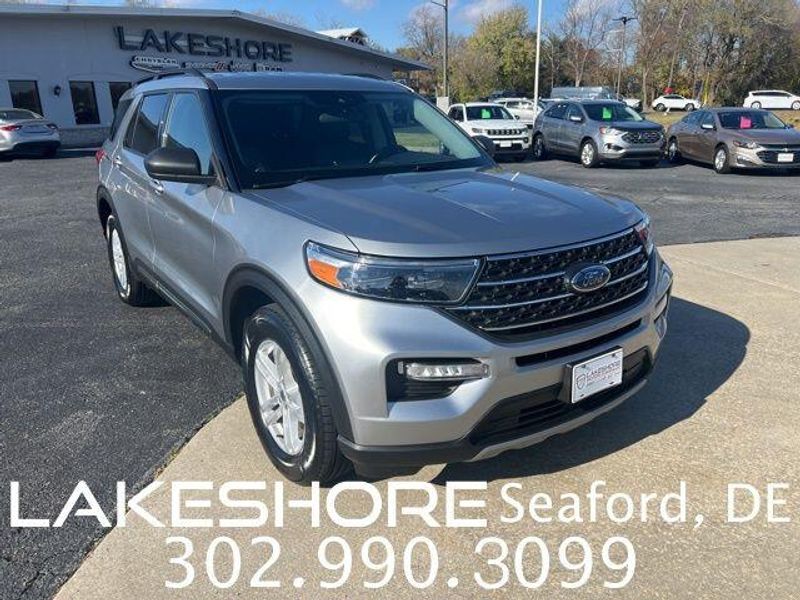2023 Ford Explorer XLTImage 1