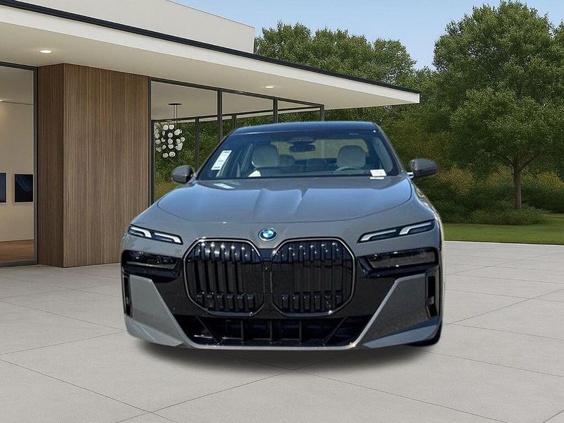 New 2026 BMW 7 Series 750e xDriveImage 3