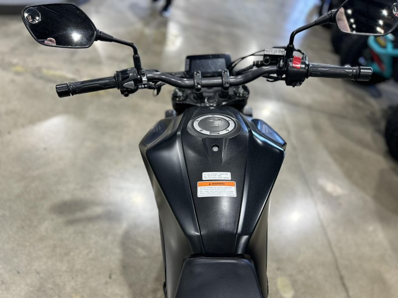 Used 2024 Honda CB300R ABS Image 9