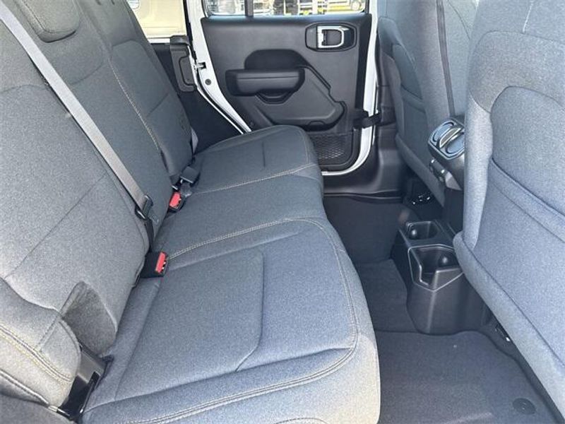 New 2025 Jeep Wrangler 4-door Sport SImage 14