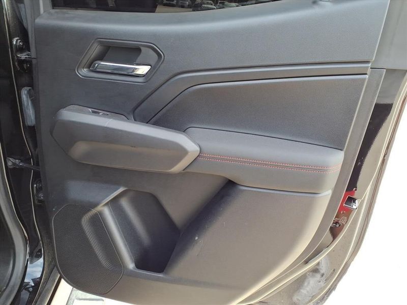 Used 2023 Chevrolet Colorado Z71Image 7