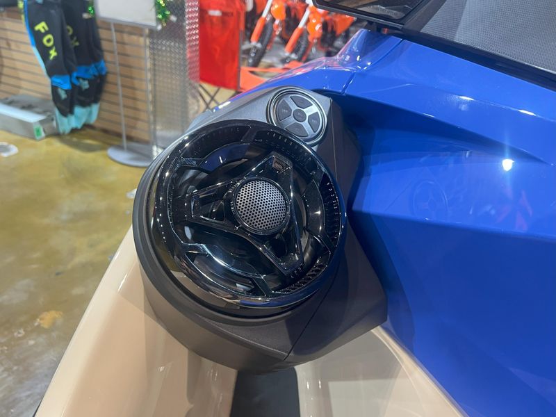 2025 Sea-Doo WAKE PRO 230 (SOUND SYSTEM) Image 8