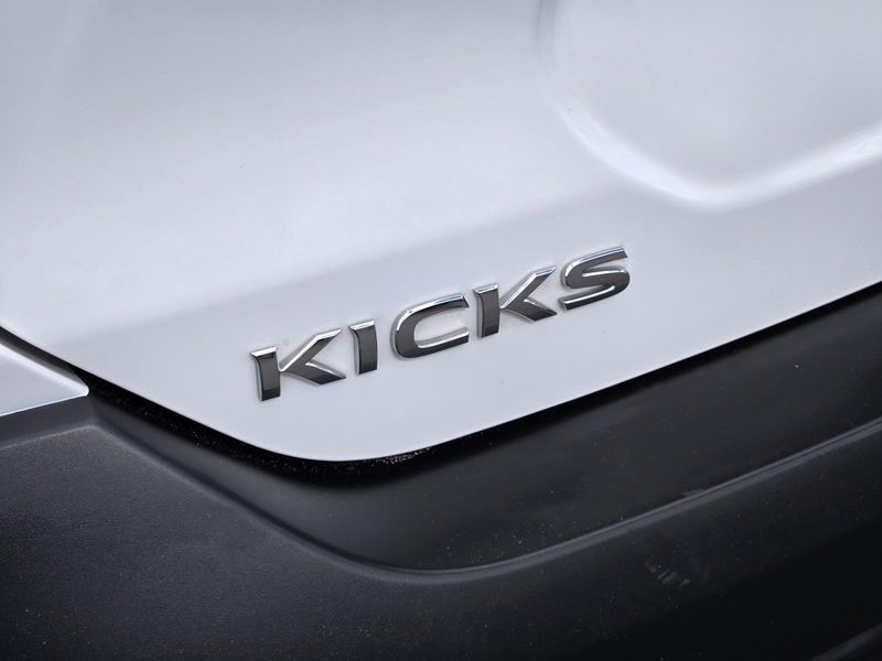 Used 2019 Nissan Kicks S FWD
