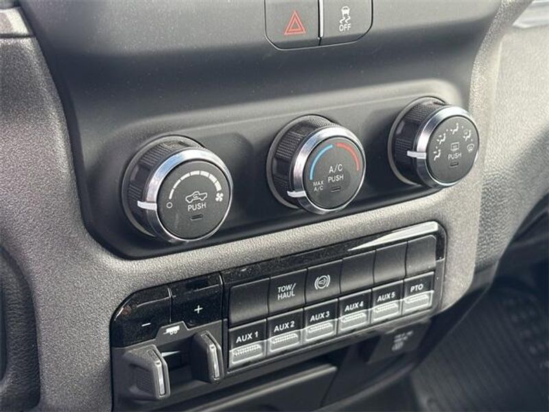 New 2024 RAM 5500 Tradesman Chassis Regular Cab 4x4 120