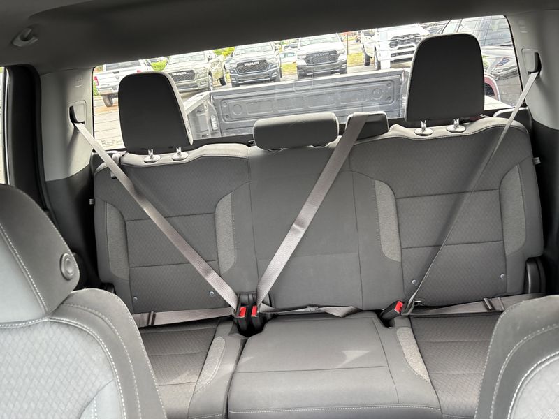 Used 2024 Chevrolet Silverado 2500HD CustomImage 32