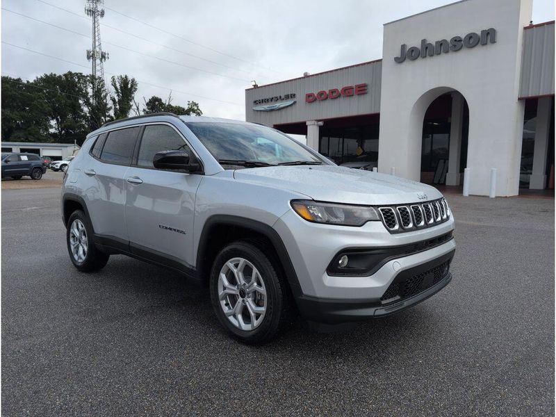2025 Jeep Compass Latitude 4x4Image 7