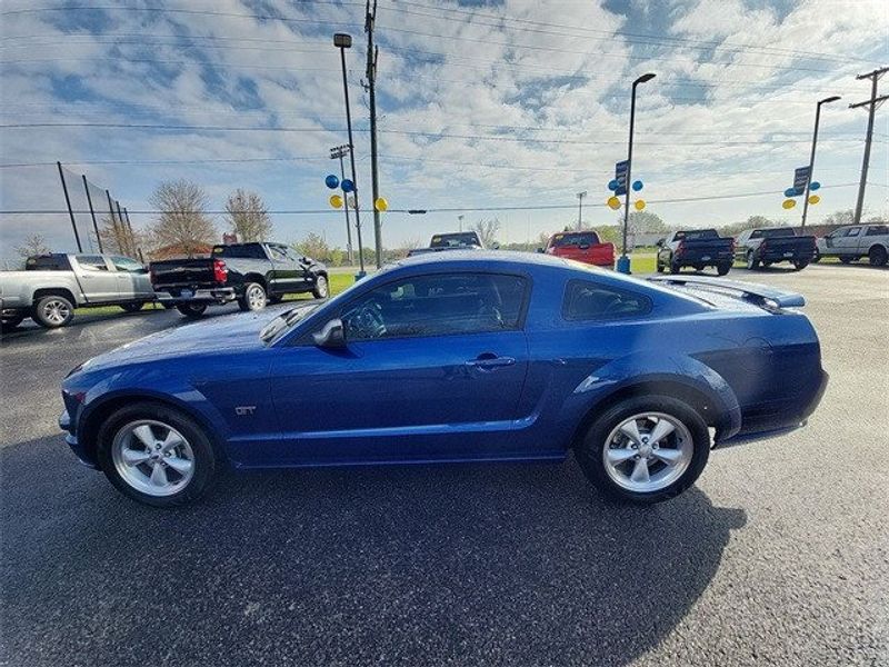 2007 Ford Mustang GT PremiumImage 2