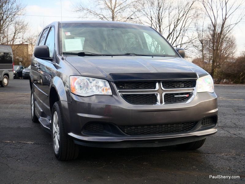 Used 2015 Dodge Grand Caravan SE