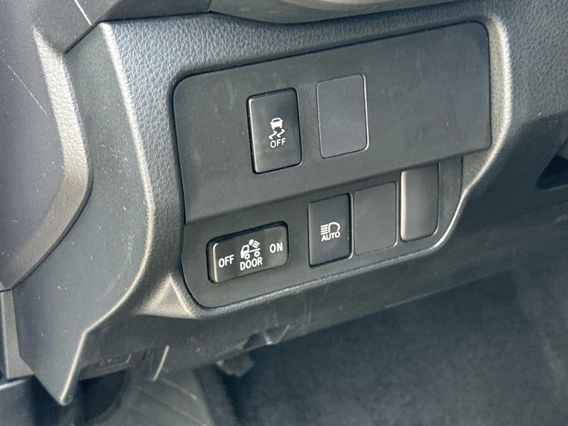 Used 2022 Toyota Tacoma SR5 Double Cab 5' Bed I4 AT (Natl)