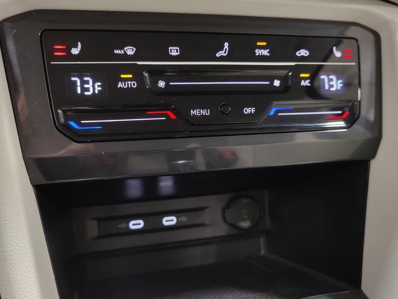 Used 2022 Volkswagen Tiguan SE 4-Motion AWDImage 16