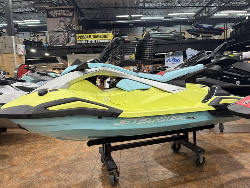 New 2025 Yamaha JETBLASTER PRO (3UP) Image 3