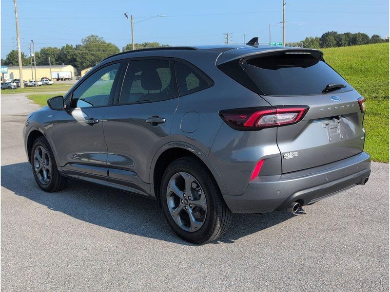 Used 2024 Ford Escape ST-LineImage 3