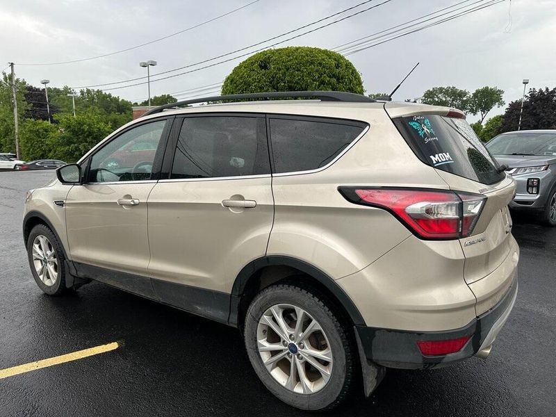 2017 Ford Escape SEImage 15