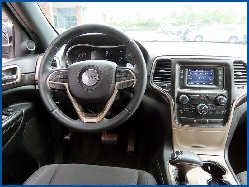 2014 Jeep Grand Cherokee LaredoImage 11