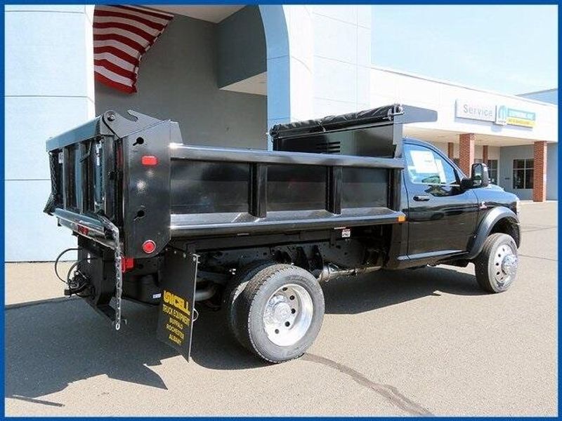 2024 RAM 5500 Chassis Cab TradesmanImage 8