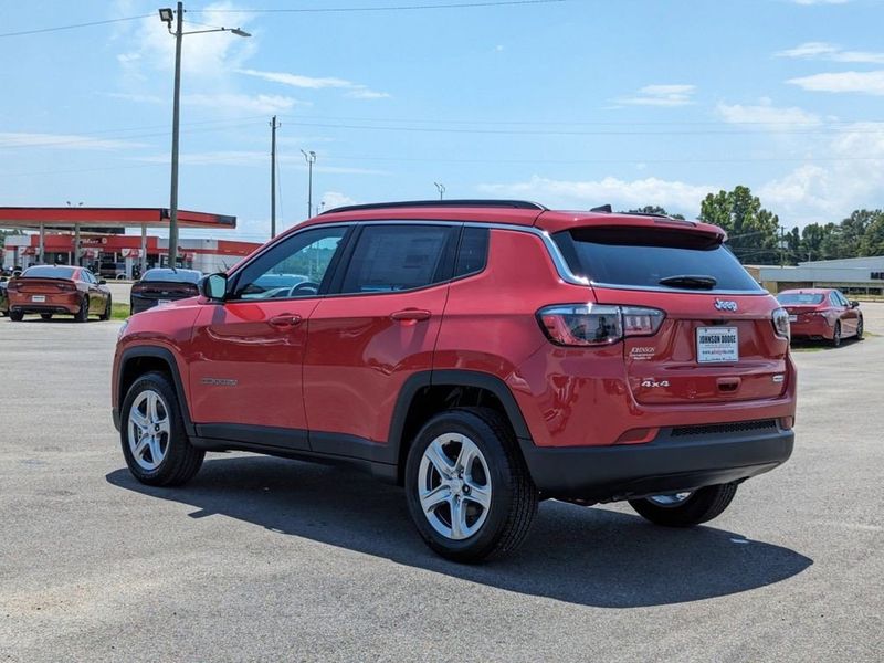 2023 Jeep Compass Latitude 4x4Image 5