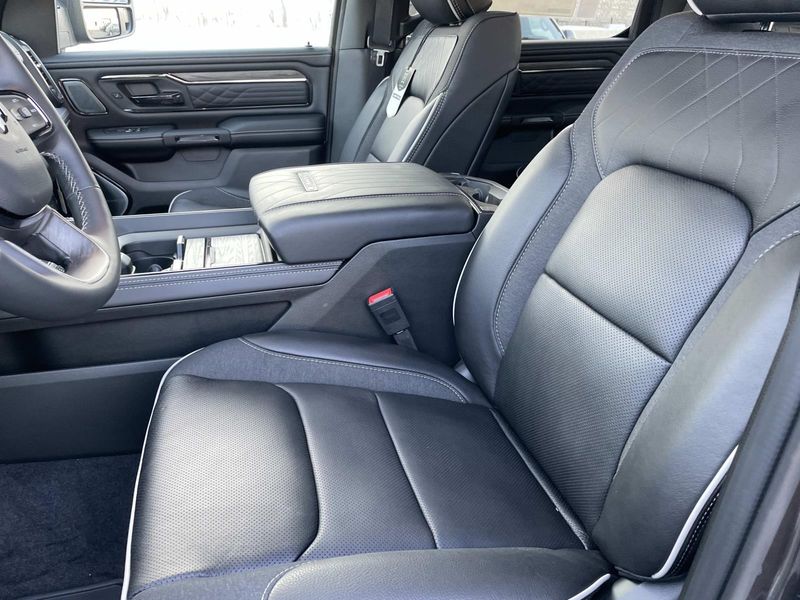 New 2026 RAM 1500 Limited Crew Cab 4x4 5'7' Box