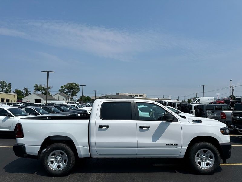 2025 RAM 1500 Tradesman Crew Cab 4x4 5