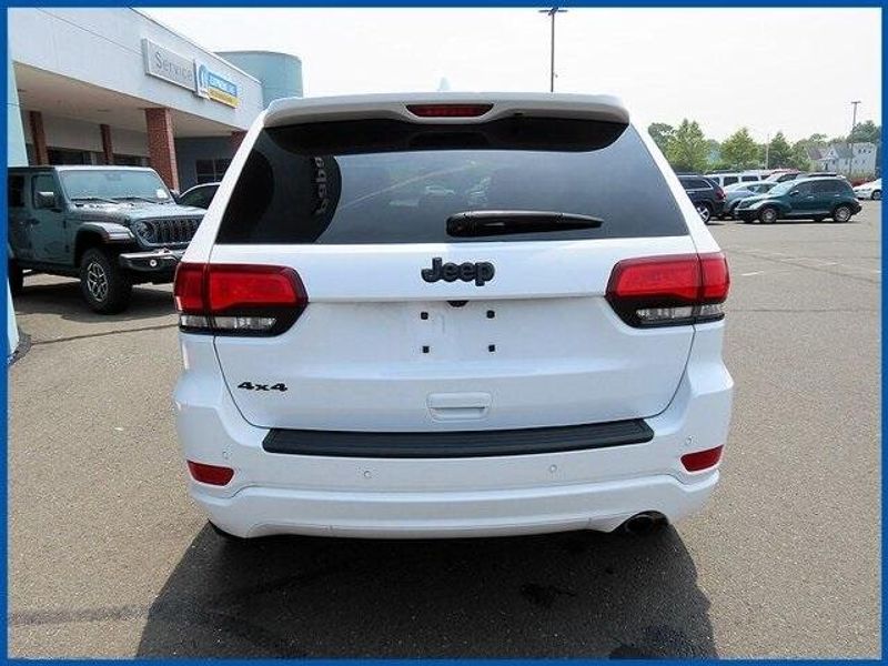 Used 2022 Jeep Grand Cherokee WK Laredo XImage 6