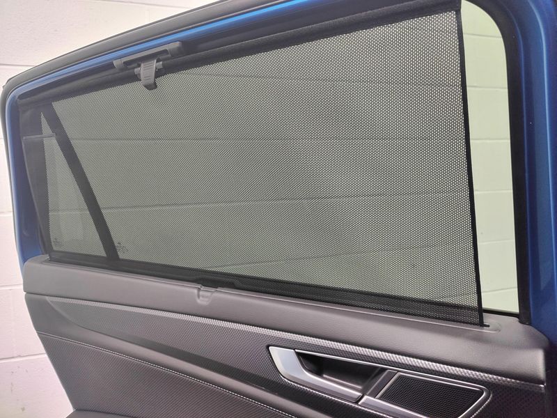 Used 2025 Volkswagen Atlas Cross Sport SEL AWD R-Line Black w/Sunroof/NavImage 22