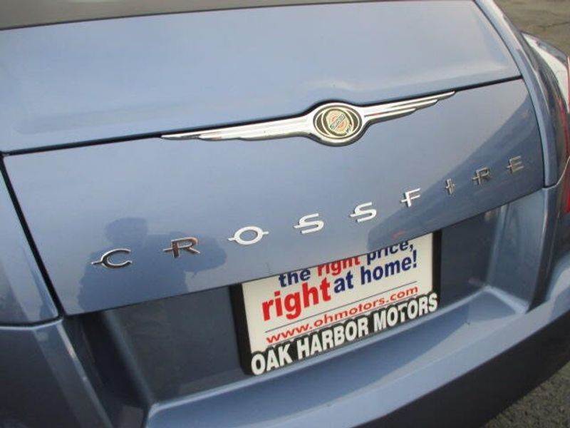 2005 Chrysler Crossfire LimitedImage 9