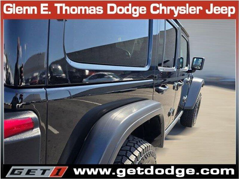 2021 Jeep Wrangler 4xe Unlimited Rubicon photo 11