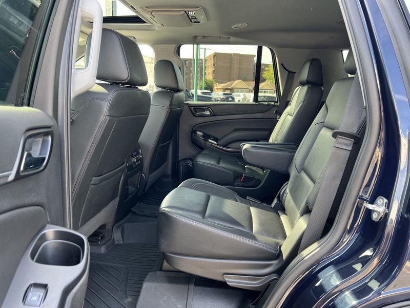 2020 Gmc Yukon SLT photo 36
