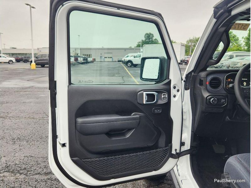 New 2026 Jeep Wrangler Unlimited 4-door Willys '41