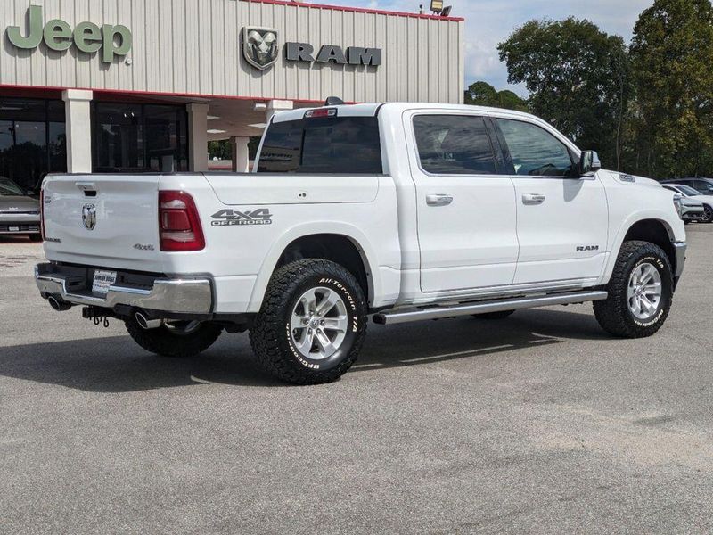 2022 RAM 1500 LaramieImage 3