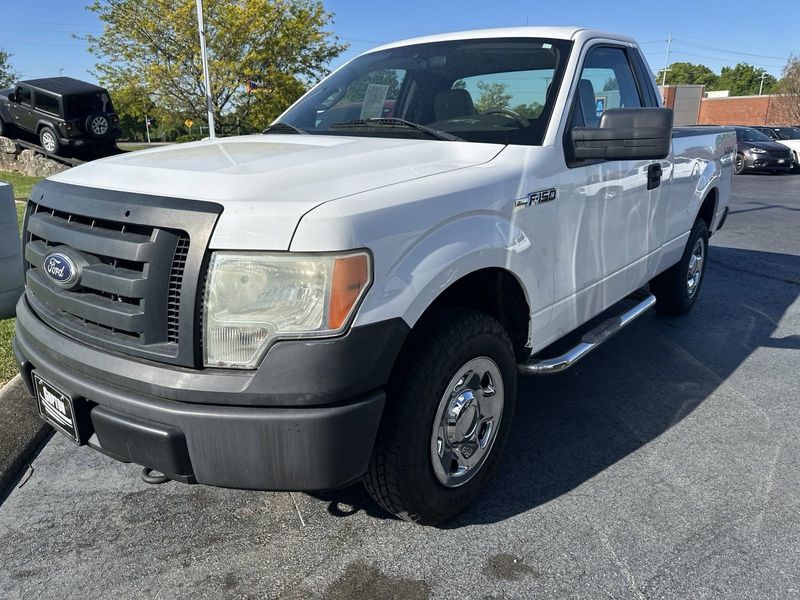 2009 Ford F-150 STXImage 1