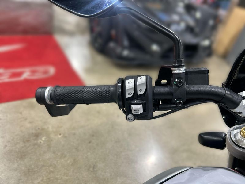 2021 Ducati SCRAMBLER DESERT SLED Image 22