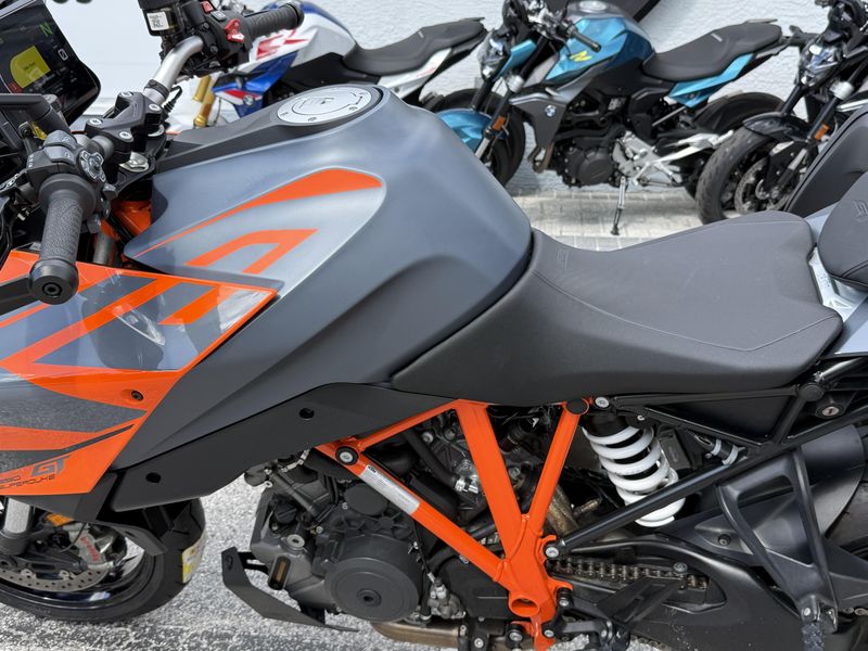 2024 KTM 1290 Super Duke GT