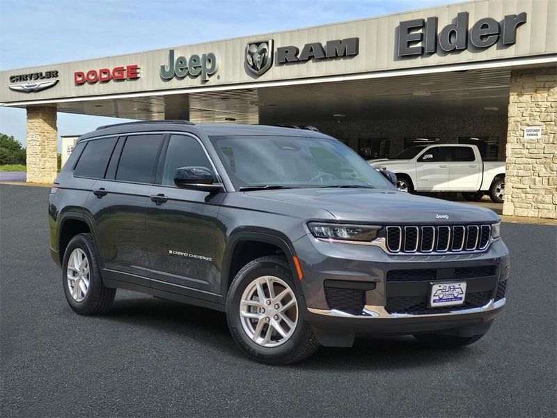 2024 Jeep Grand Cherokee L LaredoImage 1