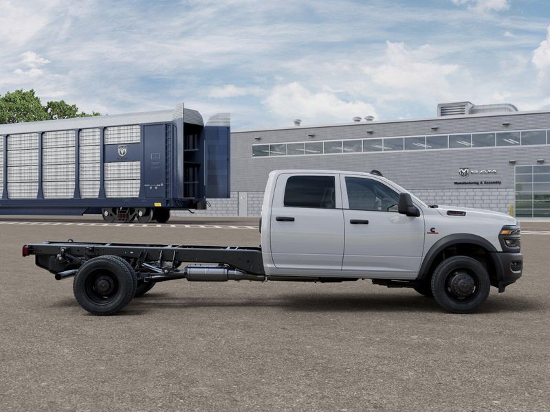New 2026 RAM 5500 Tradesman Chassis Crew Cab 4x4 84