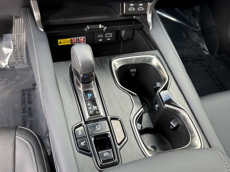 Used 2025 Lexus RX 350h PremiumImage 24